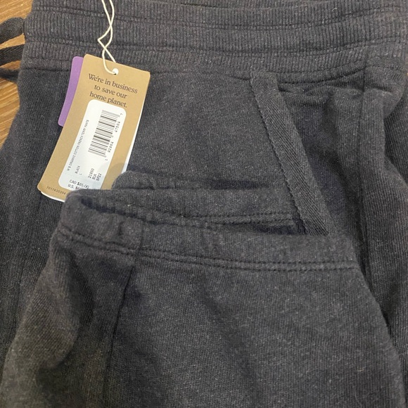 Patagonia cotton sweatpants . New with Tags - Picture 2 of 4